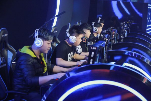 战中获得更 战中获得更